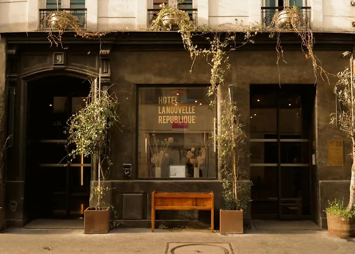Hôtel La Nouvelle République&SPA París